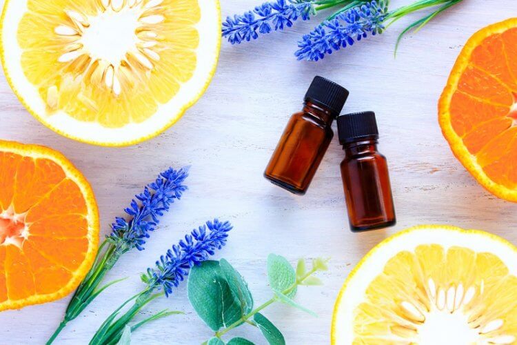 How Aromas Essential Oils Affect Body and Mind Health