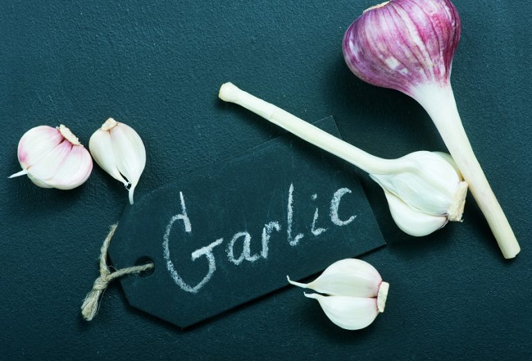 Best Gardelic Benefits, Uses And Medicinal Effects of Garlic