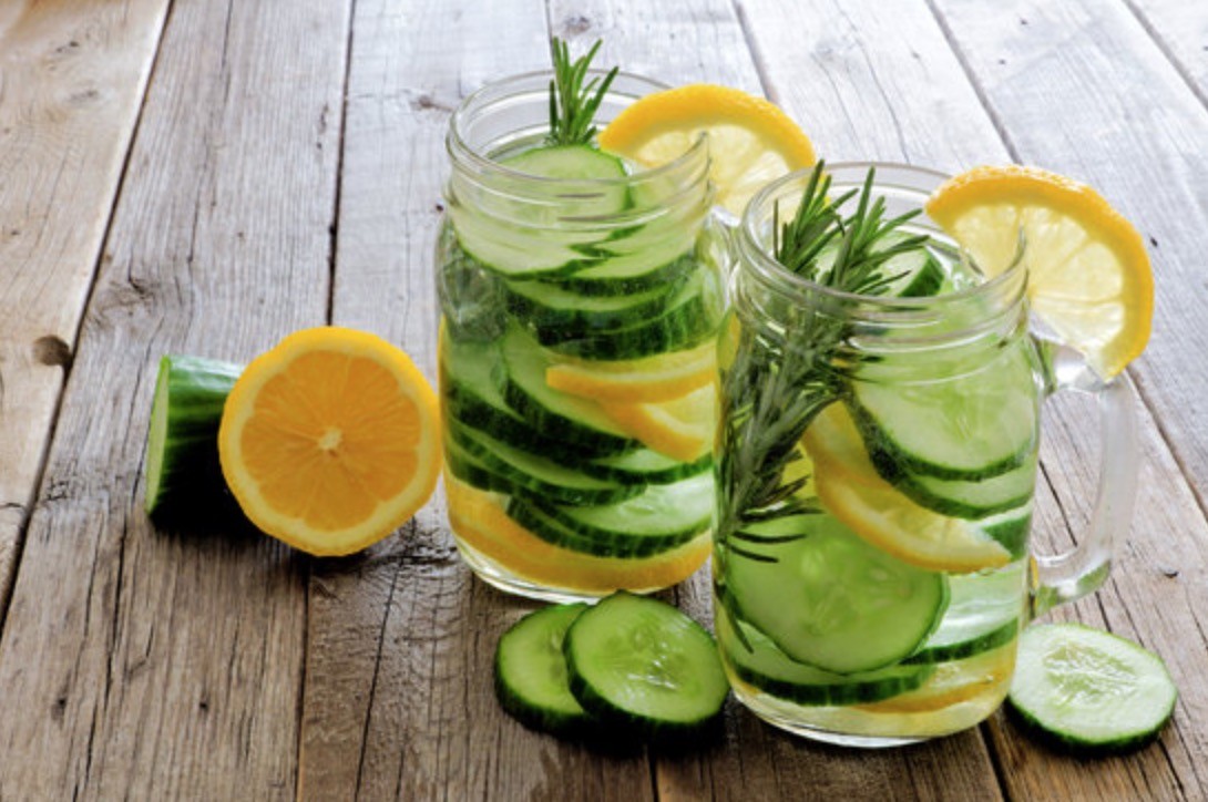 A RECIPE FOR FAT FLUSH WATER (IT LITERALLY FLUSHES FAT)